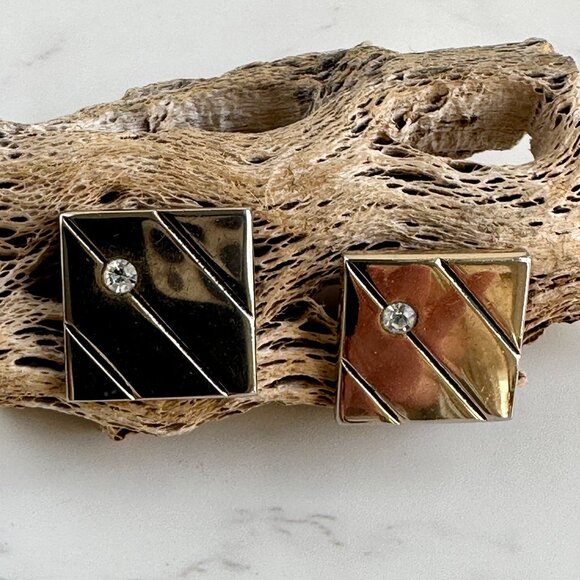 Vintage Swank Gold Tone Square Cufflinks With Rhinestone Accent - Picture 1 of 6
